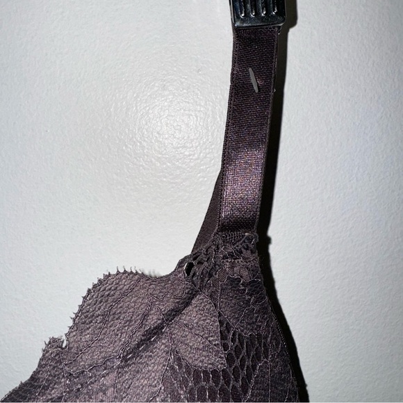 NWOT Adrienne Vittadini Studio Everyday Bra Size 40DDD color GREY - Picture 4 of 8